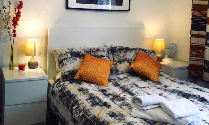 Stanwell Casa | 33SM12 Dreams Unlimited Serviced Accommodations Staines