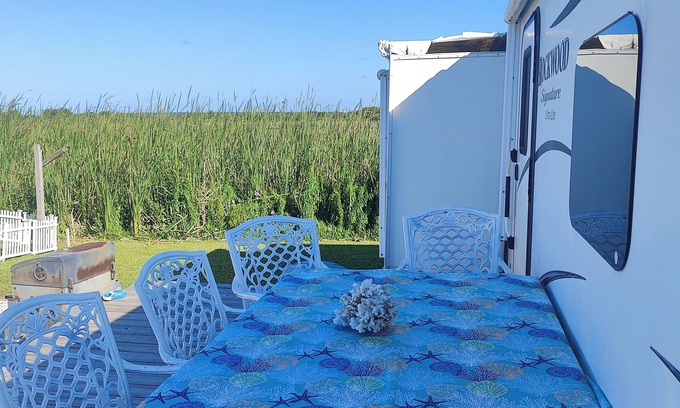 North Topsail Beach Casa | 35 pies rv en bastante camping
