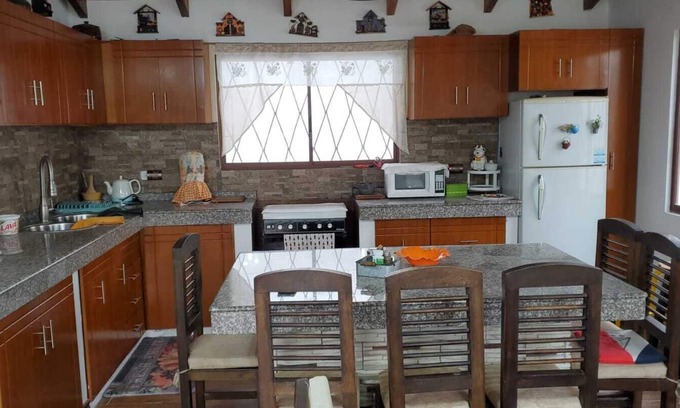 Pintag Casa | 35 minutes from Quito airport country house in Pintag