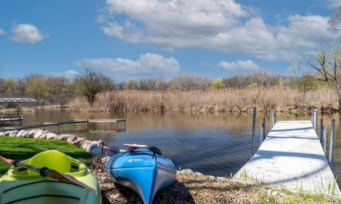 Spring Grove Cabaña | ***$350 Security Deposit must be sent to Host prior to check-in in order to receive the code for the
