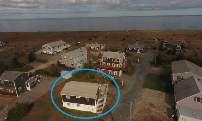 Sagamore Beach Cabaña | 357 Phillips Rd - SD505