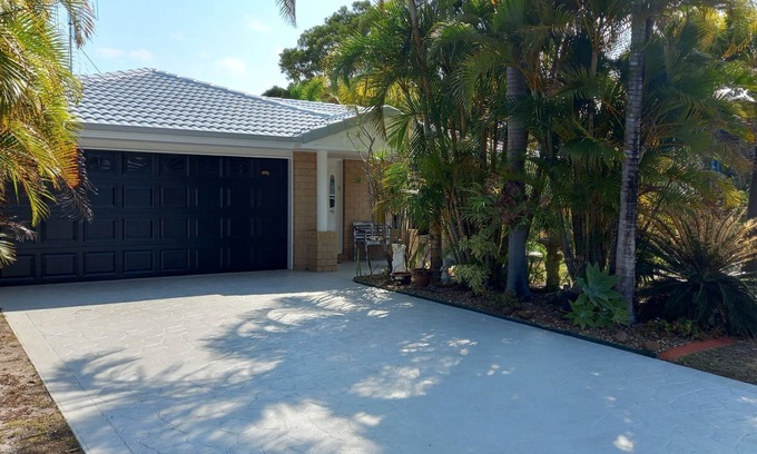 Rainbow Beach Casa | 36 Cypress Avenue - Rainbow Beach
