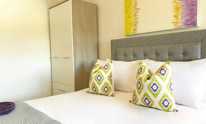 Rochester Apartamento | 360 ME1 Sylvia Apts 04 - Modern Stylish 2 Bedroom 2 Bath Apt. 04 in Rochester