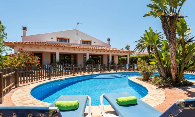 Son Xoriguer Villa | 363 m² Villa ∙ 7 habitaciones ∙ 12 huéspedes