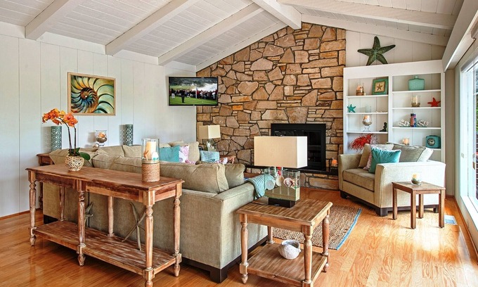 Del Monte Forest Casa | 3631 Casa Familia 3 Bedroom Home by Redawning
