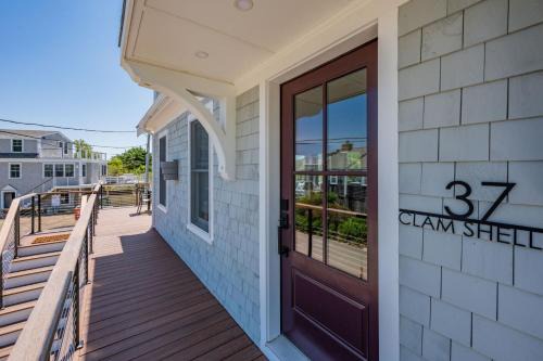 Chatham Casa | 37 Clam Shell Drive Chatham - Slow M'Ocean