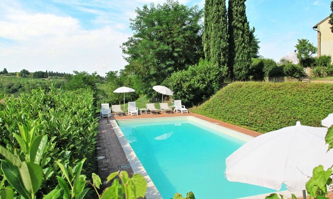Scandicci Otro | 370 m² Alojamiento ∙ 6 habitaciones ∙ 16 huéspedes