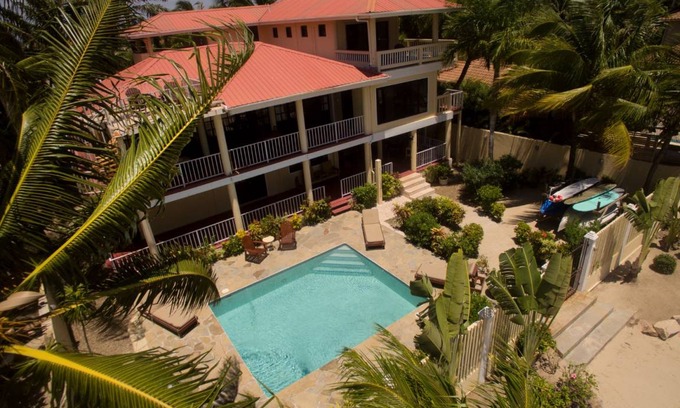 Surfside Villa | 372 m² Villa ∙ 6 habitaciones ∙ 12 huéspedes