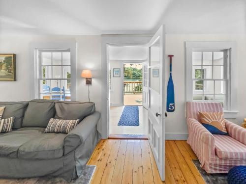 Harwich Casa | 379 Oak Street Harwich Cape Cod - - Harwich Hideaway