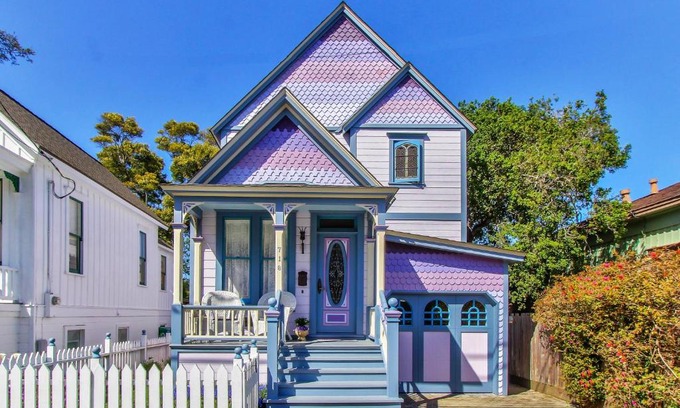 Pacific Grove Casa | 3792 The Lavender House home