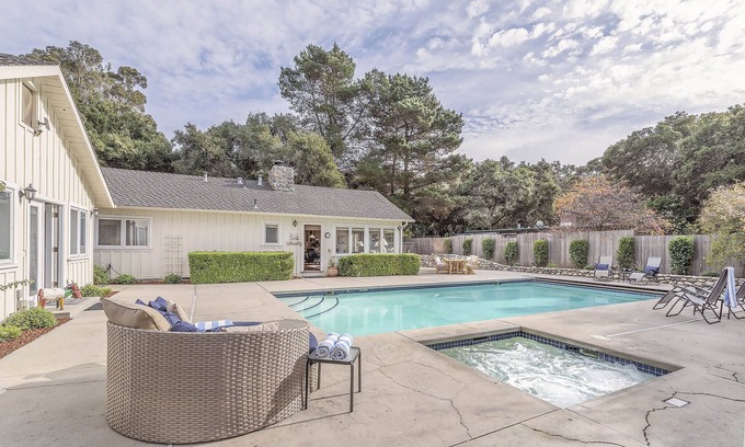 Carmel Valley Casa | 3799 Carmel Valley Retreat ~ Avail Aug & Car Week