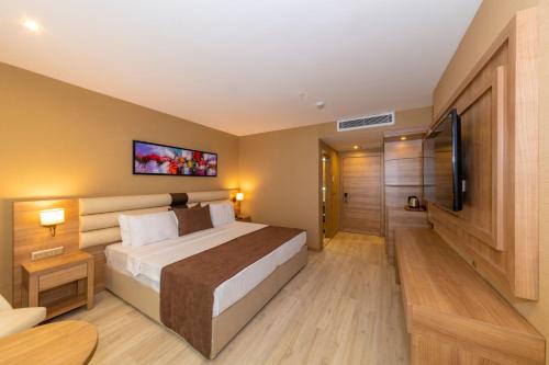 Cumhuriyet Hotel | 38 Hotel