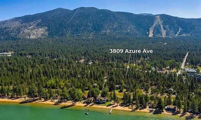Tahoe Meadows Cabina | 3809 Azure Avenue in South Lake Tahoe