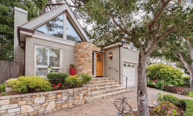 Golden Rectangle Casa | 3829 Amore A Tutti - Light-Filled Carmel Home in the Golden Rectangle