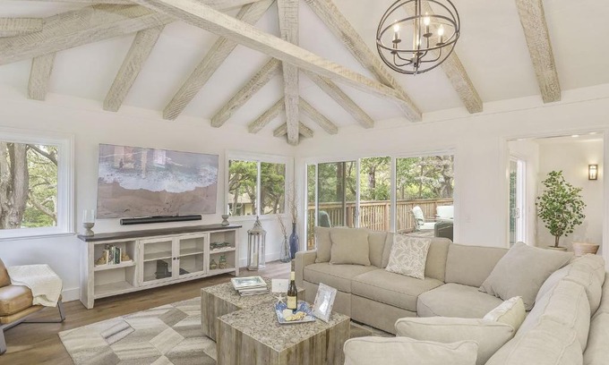 Del Monte Forest Casa | 3877 Sea Esta home