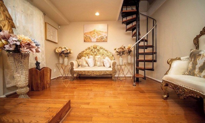 Roxborough Casa | 389C) Beautiful 1BR Home!