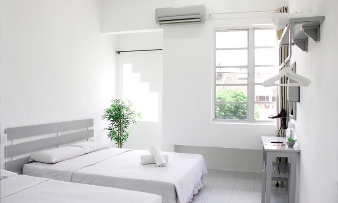 Taman Kota Laksamana Casa | 39 Guest House