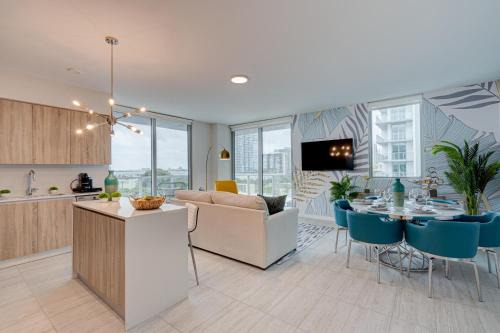 Northeast Miami Apartamento | 3900-717AS DESIGN DISTRICT, CONDO 2 BEDROOMS & 2 BATHROOMS & BAY