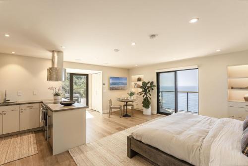 Carmel Casa | 3921 Eyas, Big Sur home