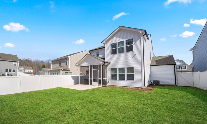 Mount Holly Casa | 3B BRAND NEW CONSTRUCTION- FAMILY AND PET FRIENDLY
