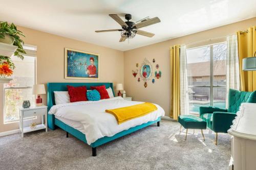 Glendale Casa | 3B with pool for groups near stadium and entertainment