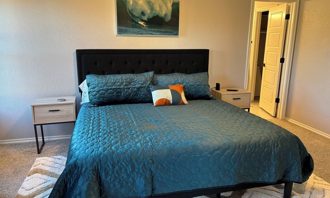 Oklahoma City Casa | 3B2B trendy house in OKC with WiFi, garage, W/D, kid toys, close to attractions