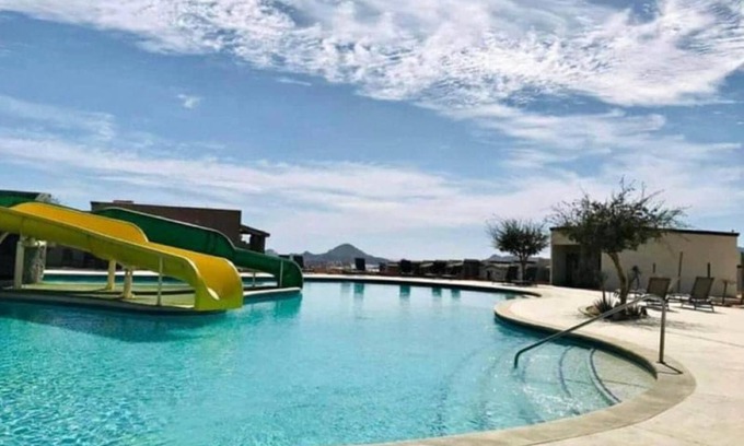 Cabo San Lucas Apartamento | 3BD/2BA 2nd Floor Condo w/ Amazing Views