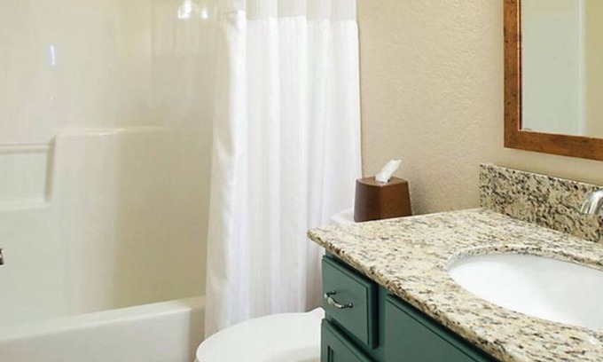Boyne Falls Villa | 3bd / 3ba Sleeps 10 Villa en Boyne Mountain DISPONIBLE 18-25 de septiembre