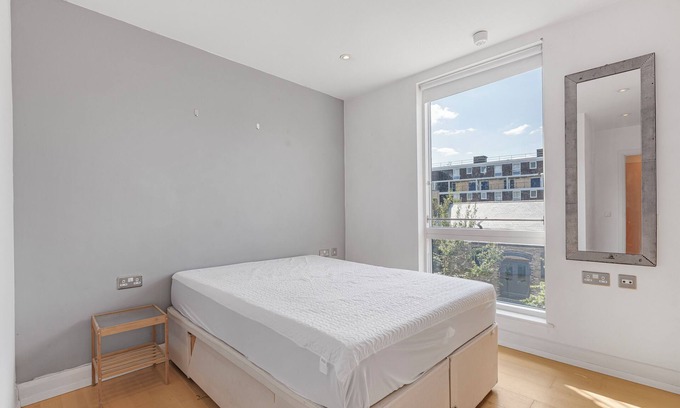 De Beauvoir Apartamento | 3BD Canalside Flat in De Beauvoir Town