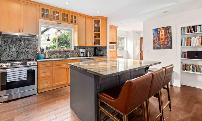 Riley Park Casa | 3BD Home Away From Home!