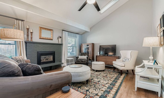 Frasier Meadows Casa | 3BDR Townhome in Central Boulder w/Office