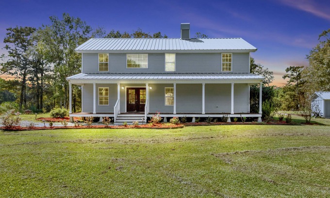 Rayne Casa | 3bed/2bath Country Lakehouse