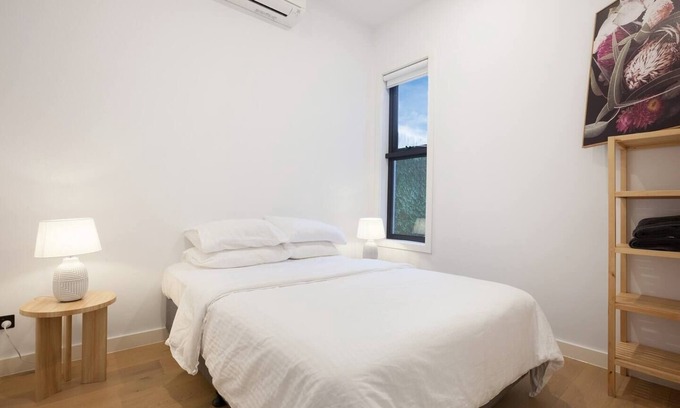 Coburg Casa | 3Bed/2Bath Entire House - The Charmer
