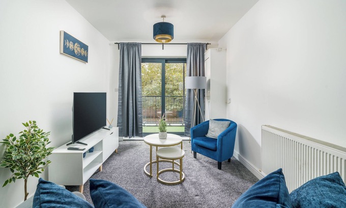 Canning Town Apartamento | 3bed apt by Canning Town stn, 10 mins to Canary Wharf, O2, Excel, & City Airport
