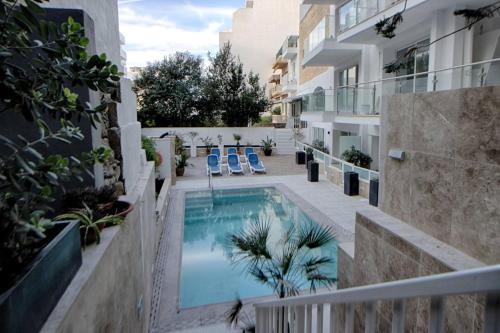 Mellieħa Heights Apartamento | 3bed Mellieha With Shared Heated Pool By Homely