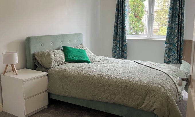 Exeter Apartamento | 3bedr apartment Exeter city center. 3 minutes walk from Exeter Central station.