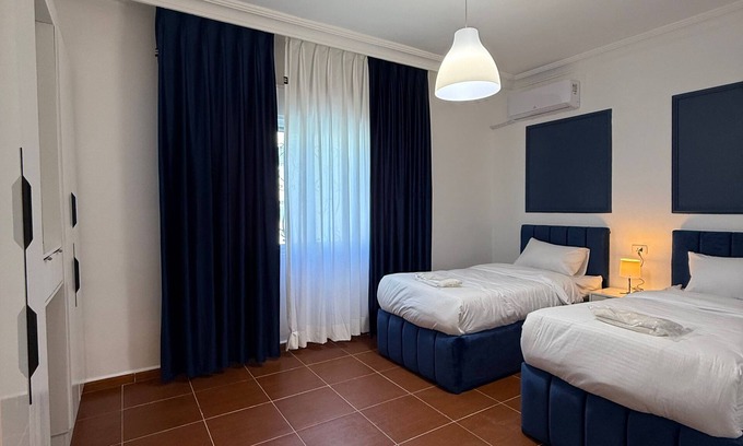 Amman Apartamento | Apartamento de 3 dormitorios y 200 m² cerca del Hotel Movenpick de Ammán