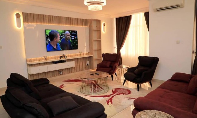 Ikeja Apartamento | 3bedroom Apt, all rooms with TV, Ac