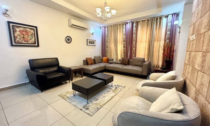 Utako Casa | 3BEDROOM DUPLEX +SWIMMING POOL, GYM, WIFI, YOUTUBE, PRIME IN A SECURED ESTATE