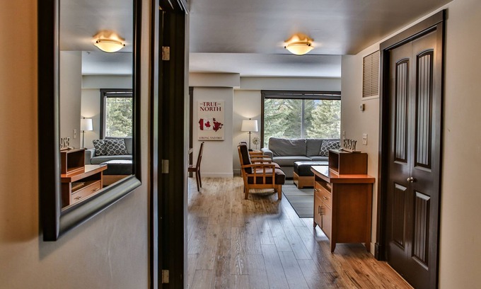 Dead Man's Flats Complejo | 3BR, 1250SQFT, NATURE, HOT TUB, KING BEDS, PETS OK