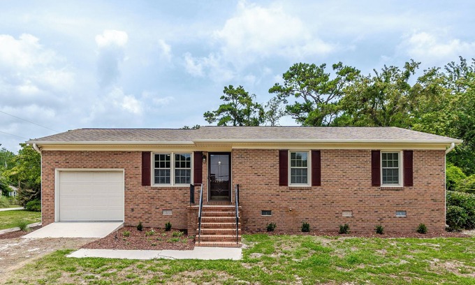 Wilmington Casa | 3BR, 2BA: Beautiful Coastal Escape Near Beach, Downtown, Shopping, Restaurants!