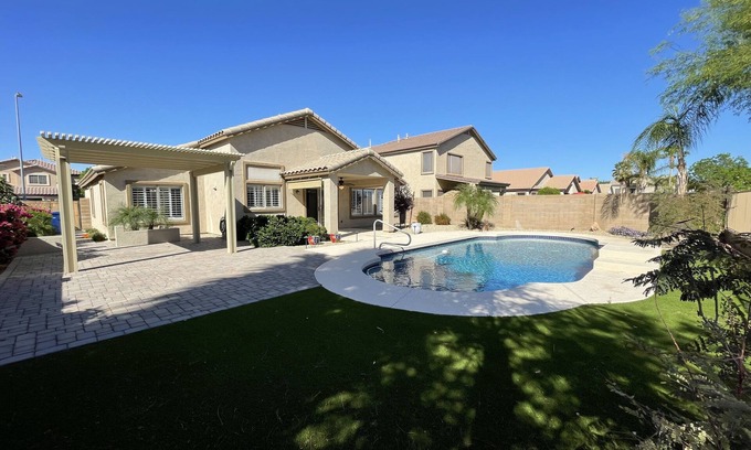 Santa Rita Ranch Casa | 3BR 2BA Pool, Outdoor Shwr, Lovely ‘SunDream'