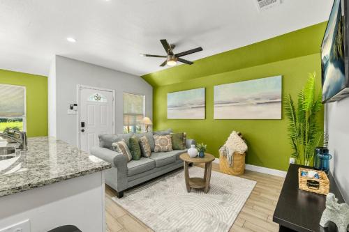 OST - South Union Casa | 3Br 2Br Near Medical Center NRG Retreat King Bed 2 Smart TVs with Free Netflix