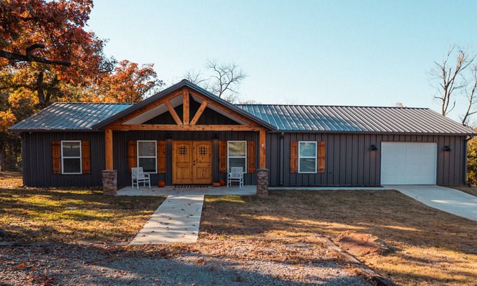 Atoka Casa | 3BR Family Friendly House 1/2 A Mile From Downtown Atoka!