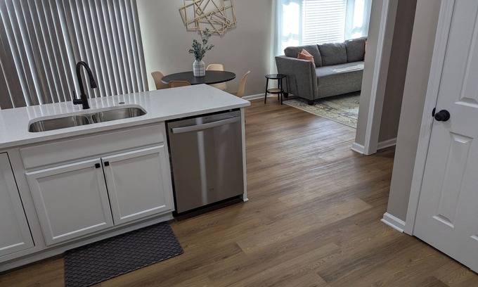 Kansas City Casa | 3BR Family Home nr Royals&Chiefs Stadium w/fenced yard