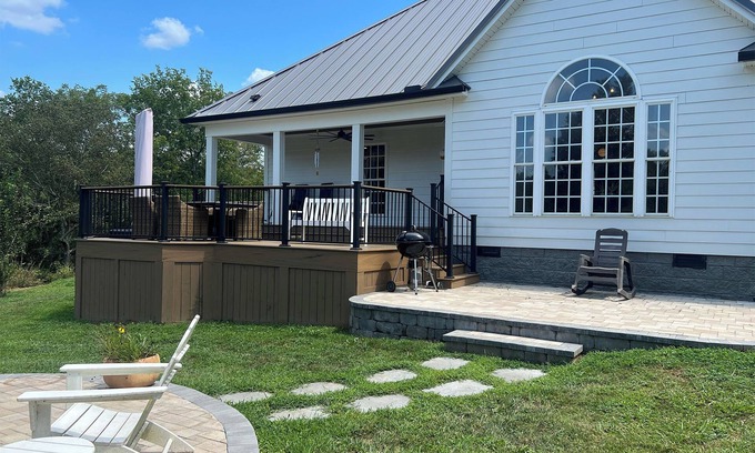 Joelton Casa | 3BR house on acreage just outside of Nashville with gym, hot tub, and fireplace