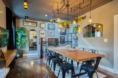 Capitol Hill Casa | 3BR Oasis with Private Theater & High-Speed Wi-Fi