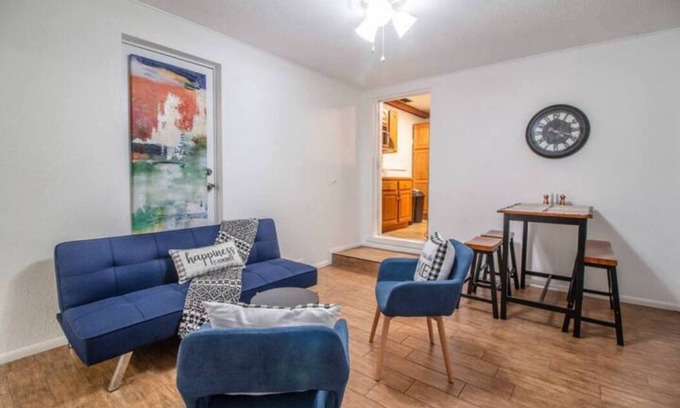 Conway Casa | 3BR Orlando Getaway Family & Pet-Friendly