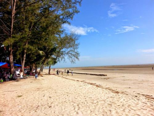 Sungai Pelek Casa | 3BR Retreat Homestay near to GoldCoast, Sepang by Verano