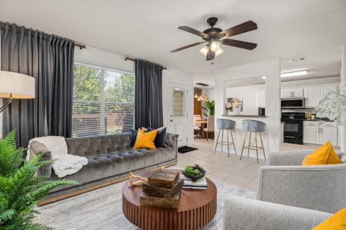 San Antonio Casa | 3BR Retreat Near Lackland AFB and SeaWorld